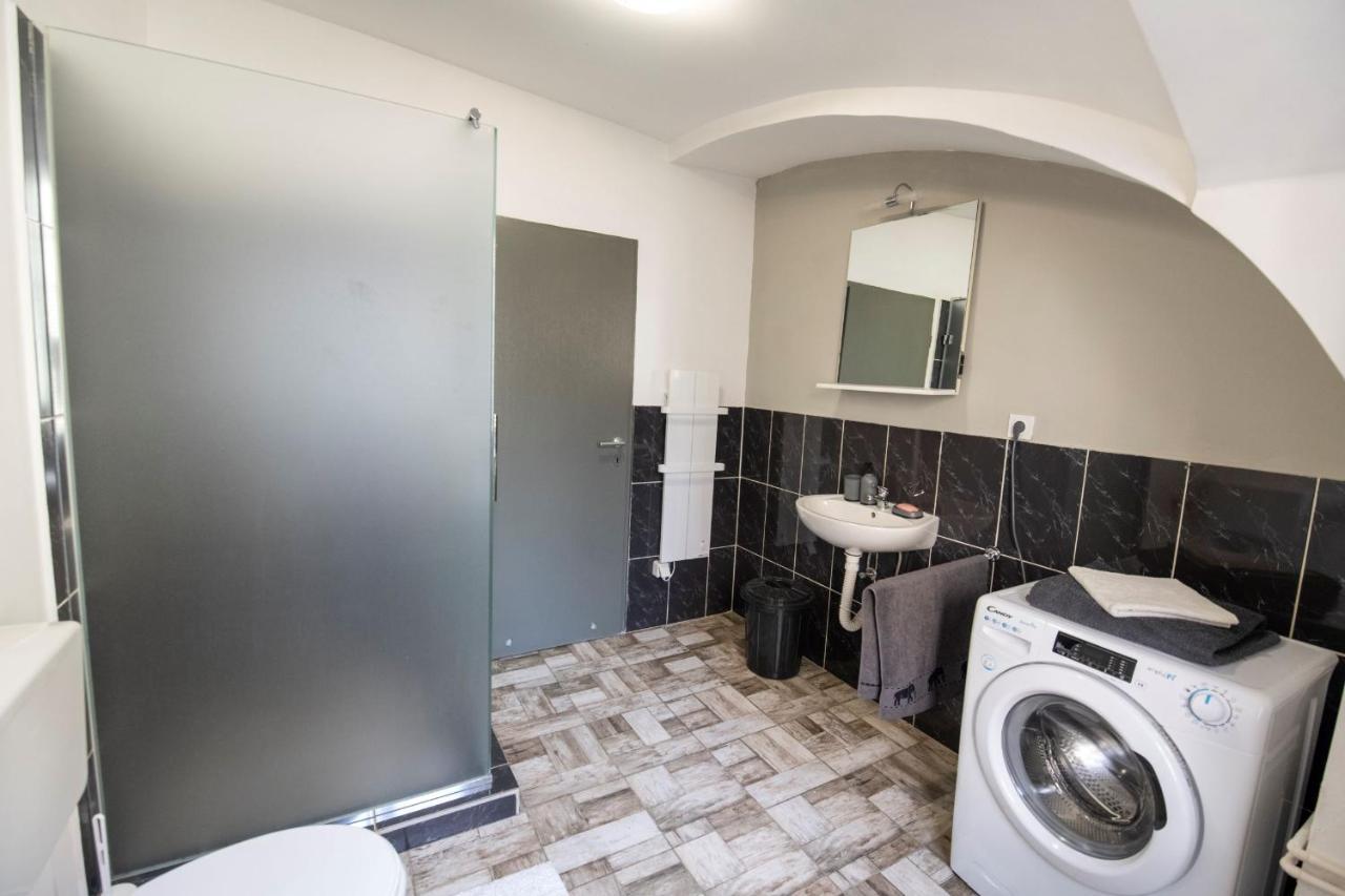 Hostel Vojnik 外观 照片