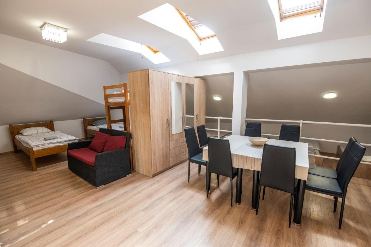 Hostel Vojnik 外观 照片