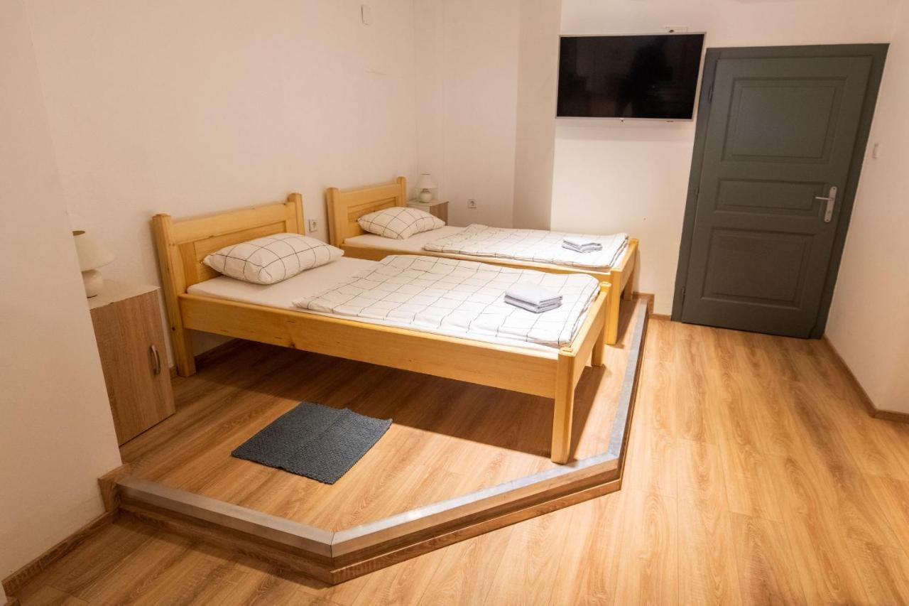 Hostel Vojnik 外观 照片