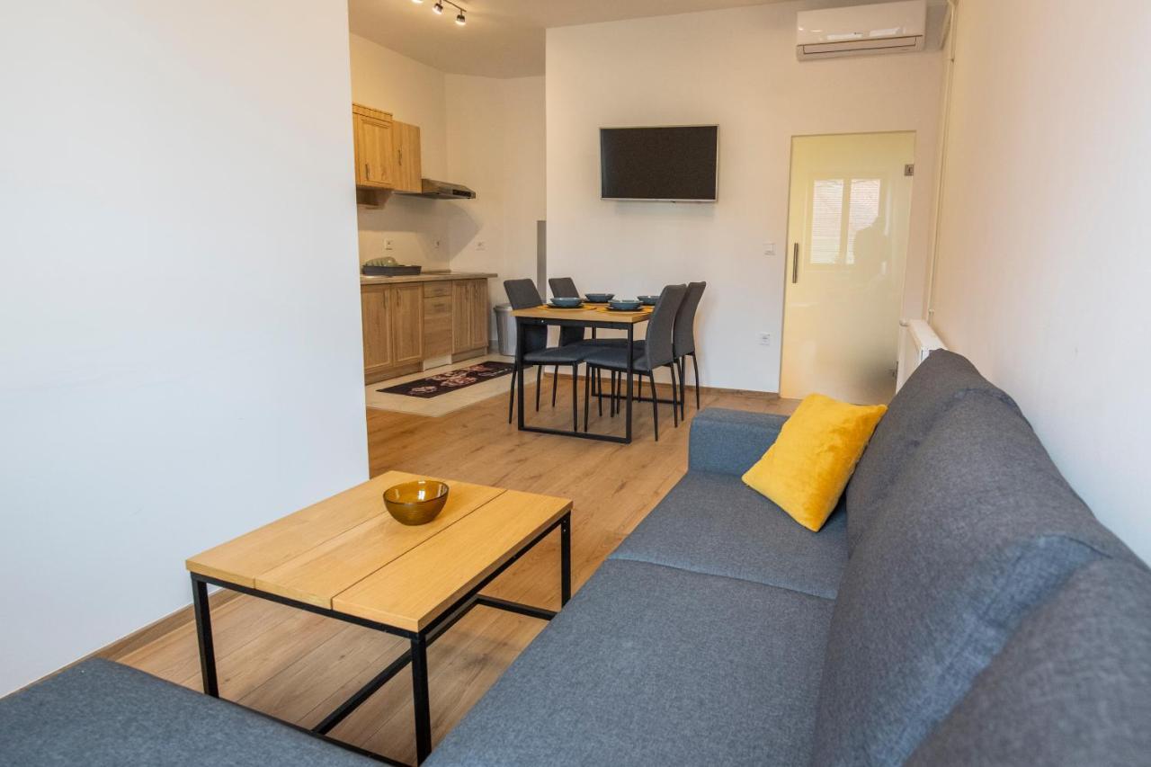 Hostel Vojnik 外观 照片